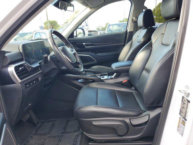 used 2024 Kia Telluride car, priced at $27,256