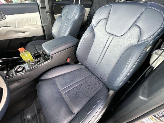 used 2023 Kia Sorento Plug-In Hybrid car, priced at $34,558