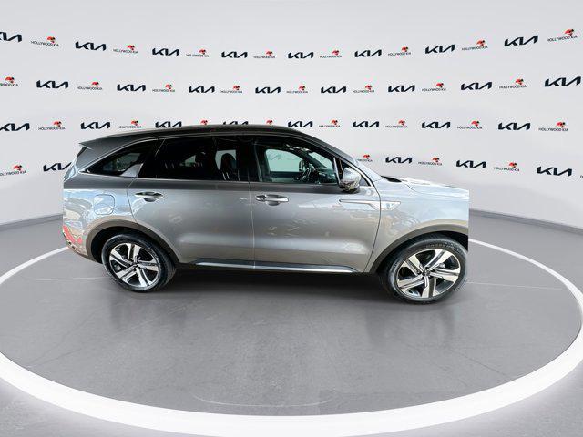 used 2023 Kia Sorento Plug-In Hybrid car, priced at $34,558