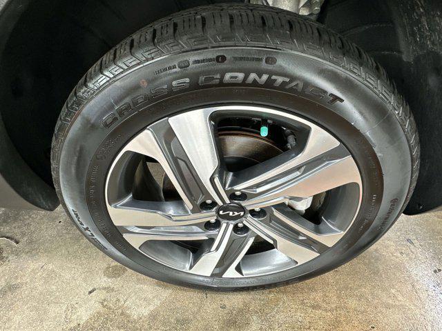 used 2023 Kia Sorento Plug-In Hybrid car, priced at $34,558