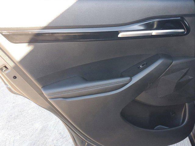 new 2025 Kia Seltos car, priced at $23,748