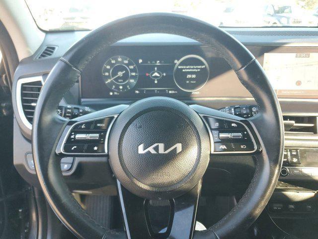new 2025 Kia Seltos car, priced at $23,748