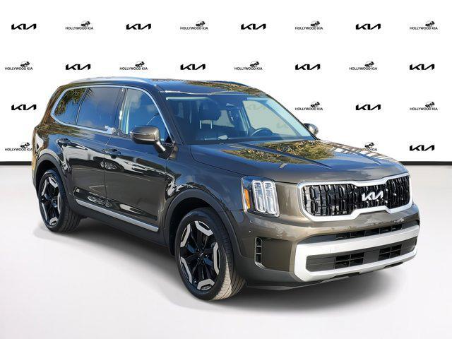 used 2023 Kia Telluride car, priced at $33,890