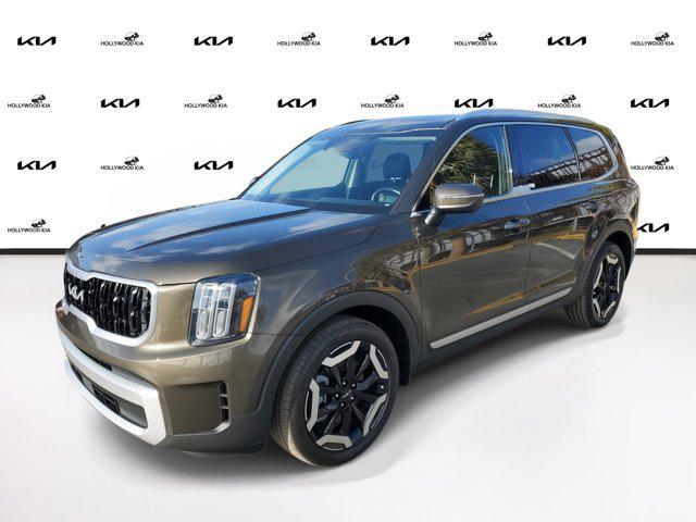 used 2023 Kia Telluride car, priced at $33,890