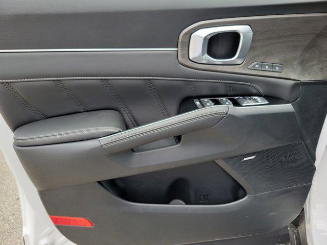 new 2025 Kia Sorento car, priced at $44,359