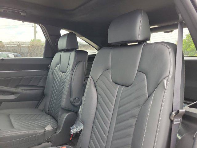 new 2025 Kia Sorento car, priced at $44,359