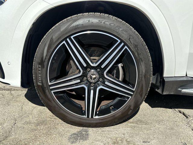 used 2024 Mercedes-Benz GLE 450 car, priced at $63,997