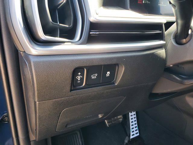 new 2025 Kia Sorento car, priced at $40,003