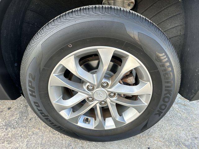 used 2019 Hyundai Santa Fe car, priced at $17,302