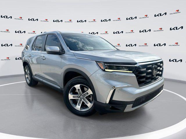 used 2023 Honda Pilot car, priced at $33,532