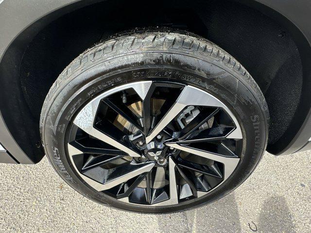used 2024 Mitsubishi Outlander car, priced at $19,999
