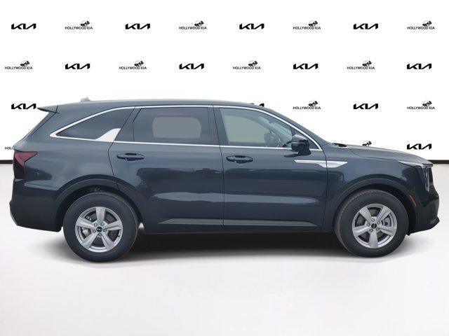 new 2025 Kia Sorento car, priced at $30,546