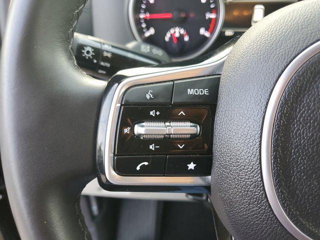 used 2024 Kia Carnival car, priced at $30,595