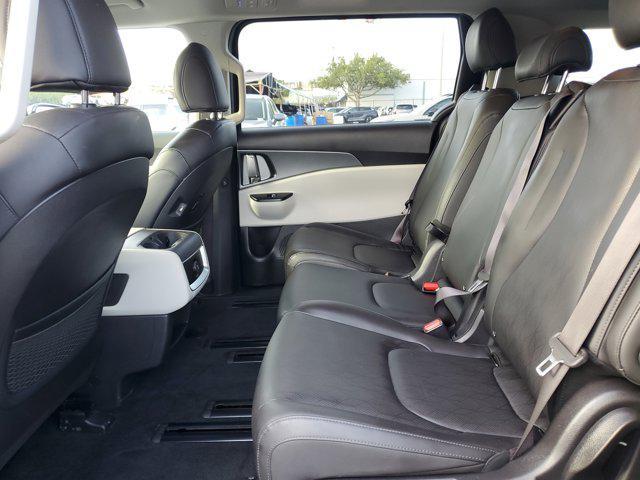 used 2024 Kia Carnival car, priced at $30,595