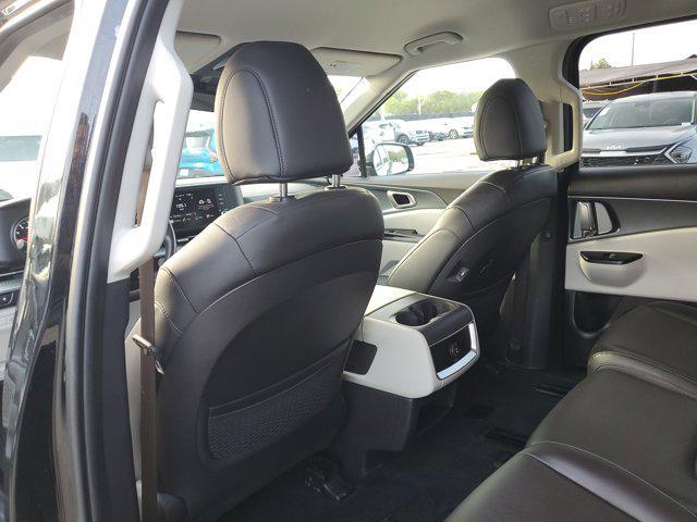 used 2024 Kia Carnival car, priced at $30,595