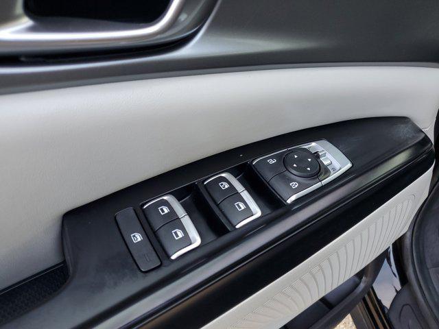 used 2024 Kia Carnival car, priced at $30,595