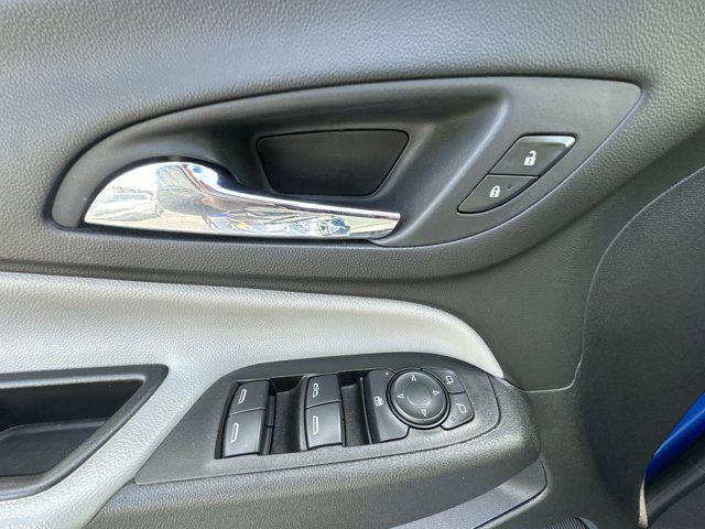 used 2024 Chevrolet Equinox car, priced at $13,799