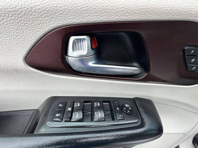 used 2019 Chrysler Pacifica car, priced at $17,147
