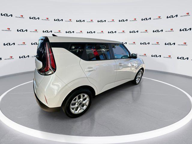 used 2024 Kia Soul car, priced at $17,499