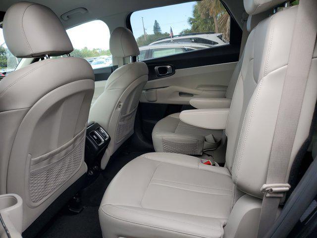 used 2022 Kia Sorento Hybrid car, priced at $23,495