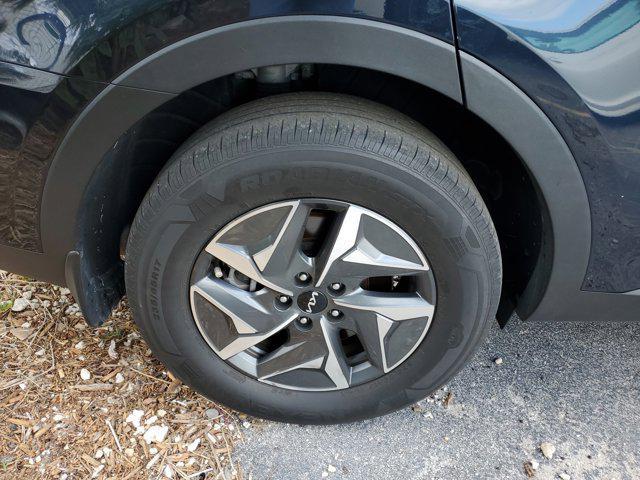 used 2022 Kia Sorento Hybrid car, priced at $23,495