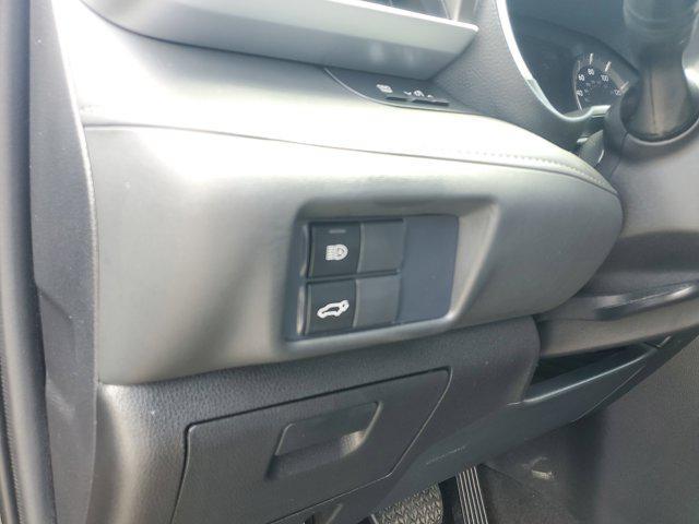 used 2021 Toyota Highlander car, priced at $24,247