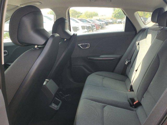 new 2025 Kia K5 car, priced at $24,695