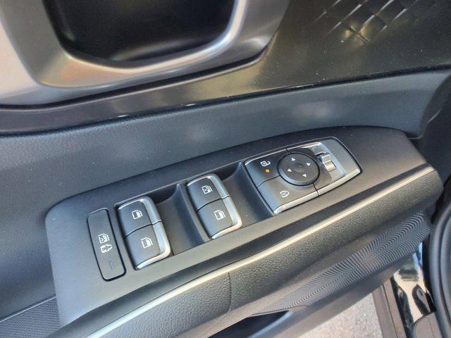 new 2025 Kia Sorento car, priced at $29,528