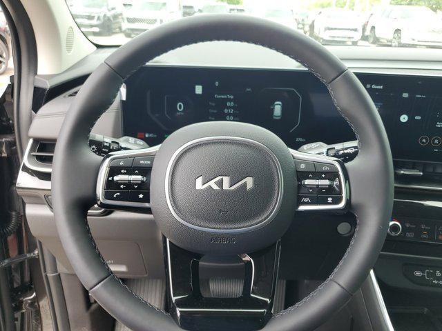 new 2025 Kia Carnival car, priced at $46,340