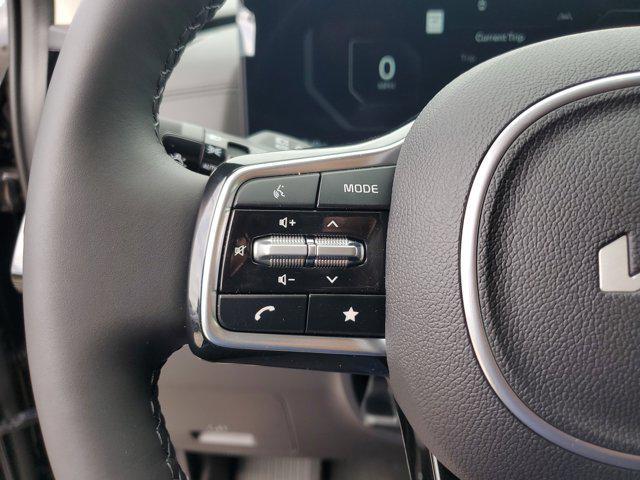new 2025 Kia Carnival car, priced at $46,340