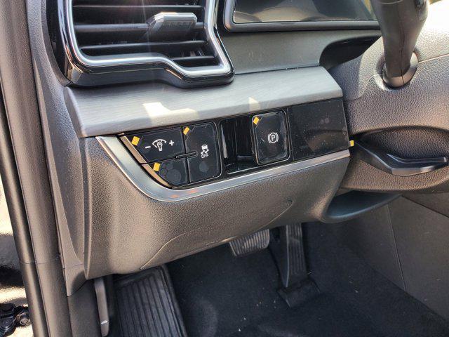 new 2026 Kia Sportage car, priced at $36,580