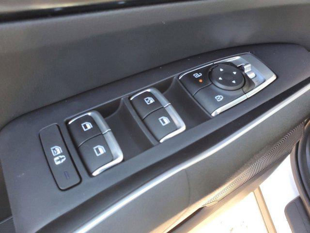 new 2025 Kia Sorento car, priced at $33,551