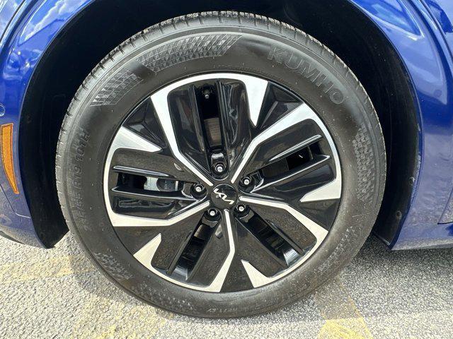 used 2024 Kia EV6 car, priced at $31,999
