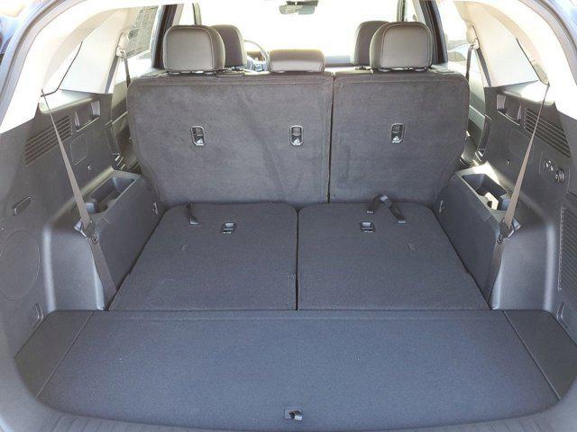 new 2025 Kia Sorento car, priced at $33,443
