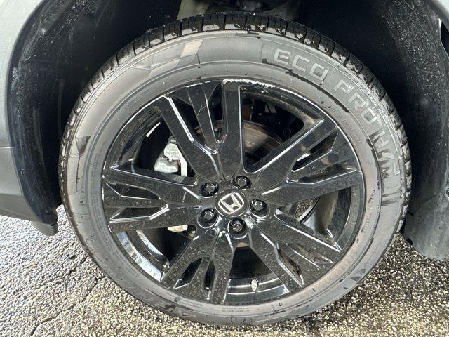 used 2022 Honda Pilot car, priced at $28,999