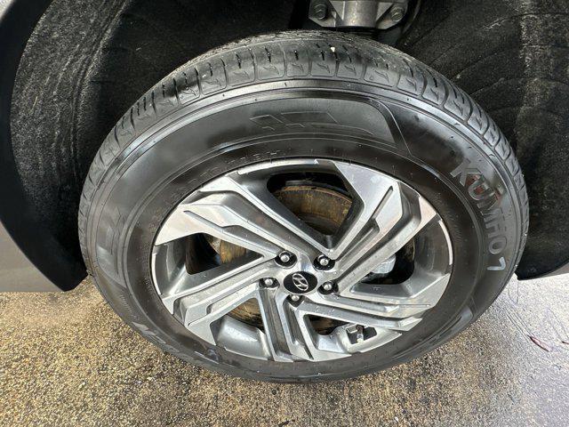 used 2023 Hyundai Santa Fe car, priced at $21,299