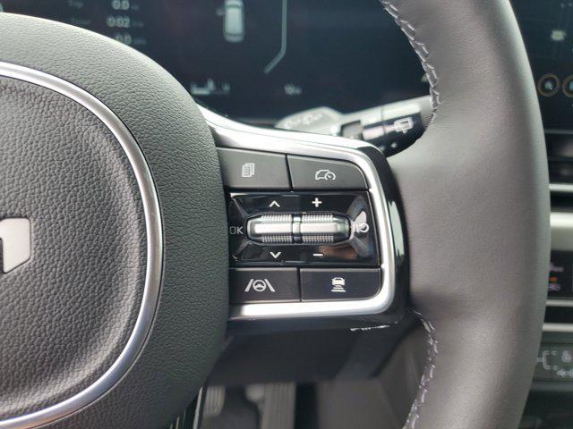 new 2025 Kia Carnival car, priced at $46,606