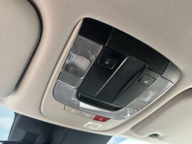 used 2023 Kia Sorento Hybrid car, priced at $28,677