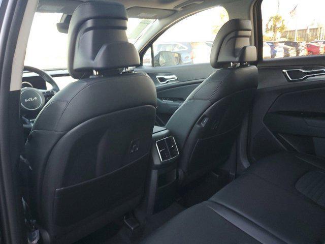 new 2025 Kia Sportage car, priced at $32,072