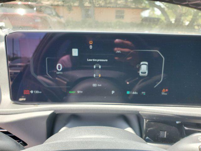 new 2025 Kia EV6 car, priced at $42,036