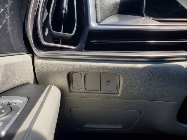 new 2025 Kia Sorento car, priced at $32,943