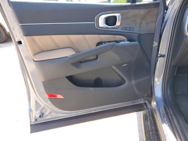 new 2025 Kia Sorento car, priced at $45,079