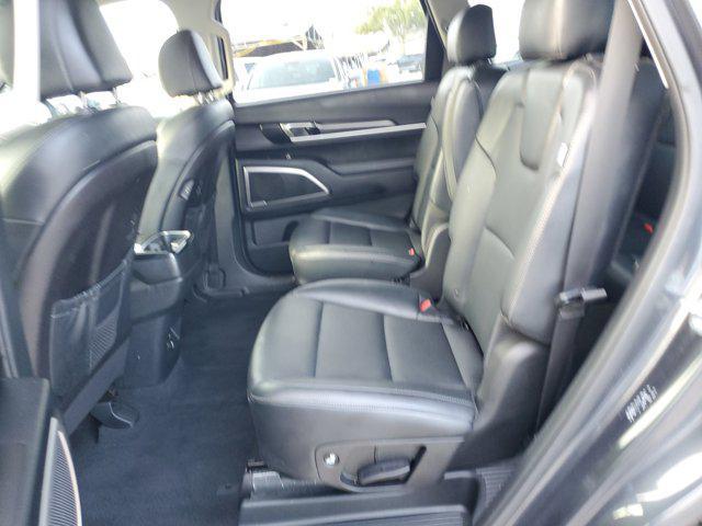 used 2023 Kia Telluride car, priced at $30,800