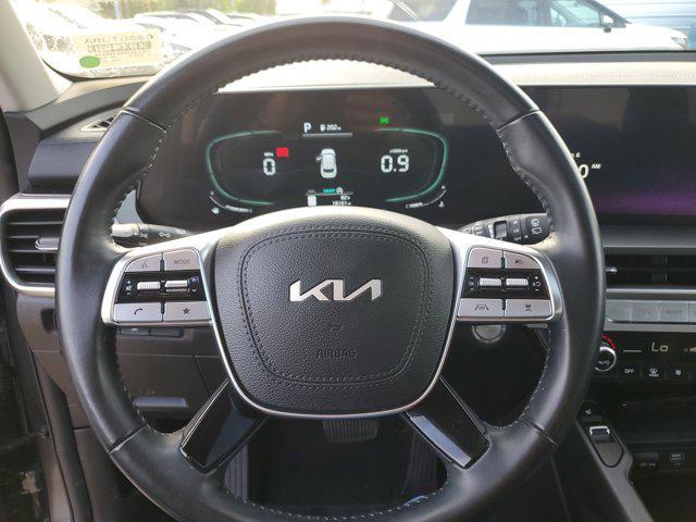 used 2023 Kia Telluride car, priced at $30,800