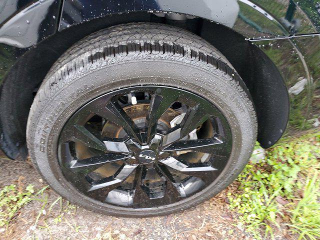 used 2023 Kia Sorento car, priced at $28,550