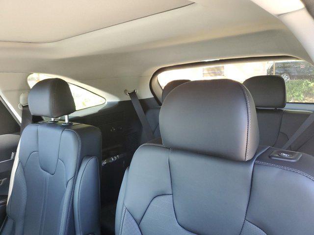 new 2025 Kia Sorento car, priced at $36,366