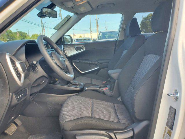 new 2025 Kia Soul car, priced at $20,621
