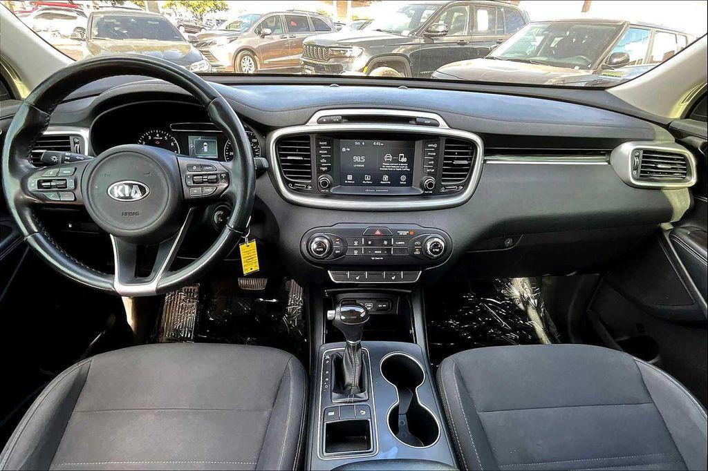used 2018 Kia Sorento car, priced at $9,288