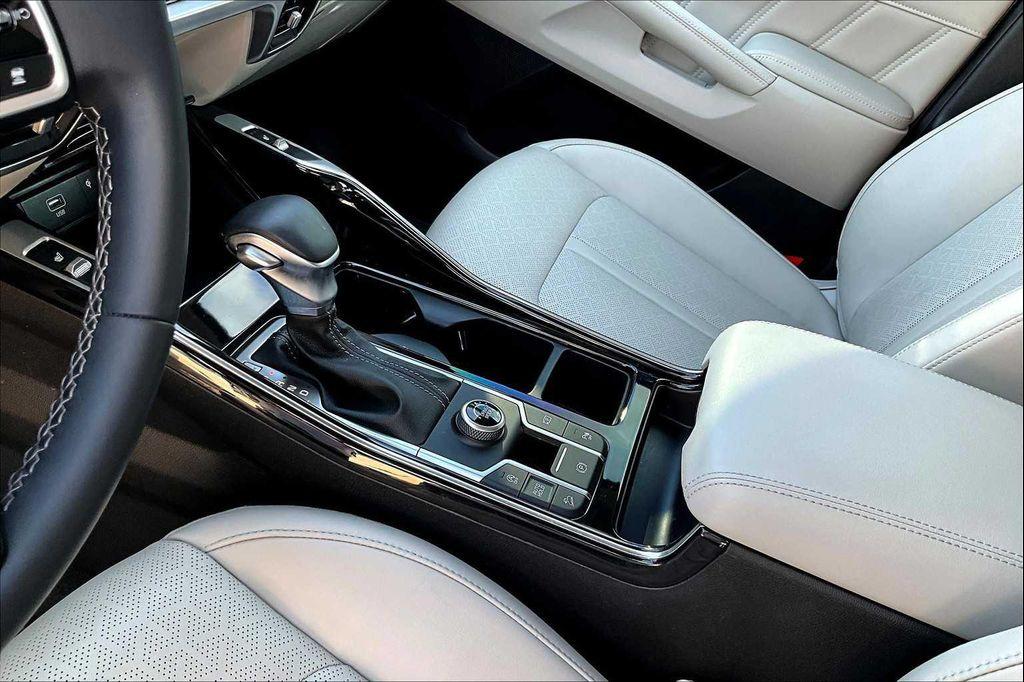 used 2021 Kia Sorento car, priced at $26,988