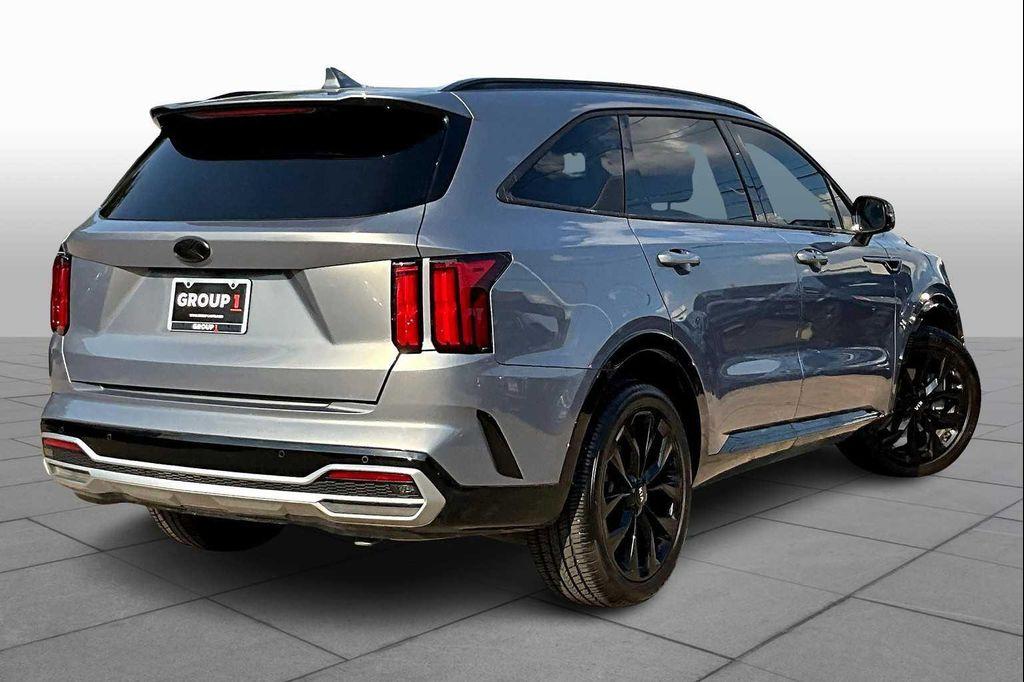 used 2021 Kia Sorento car, priced at $26,988